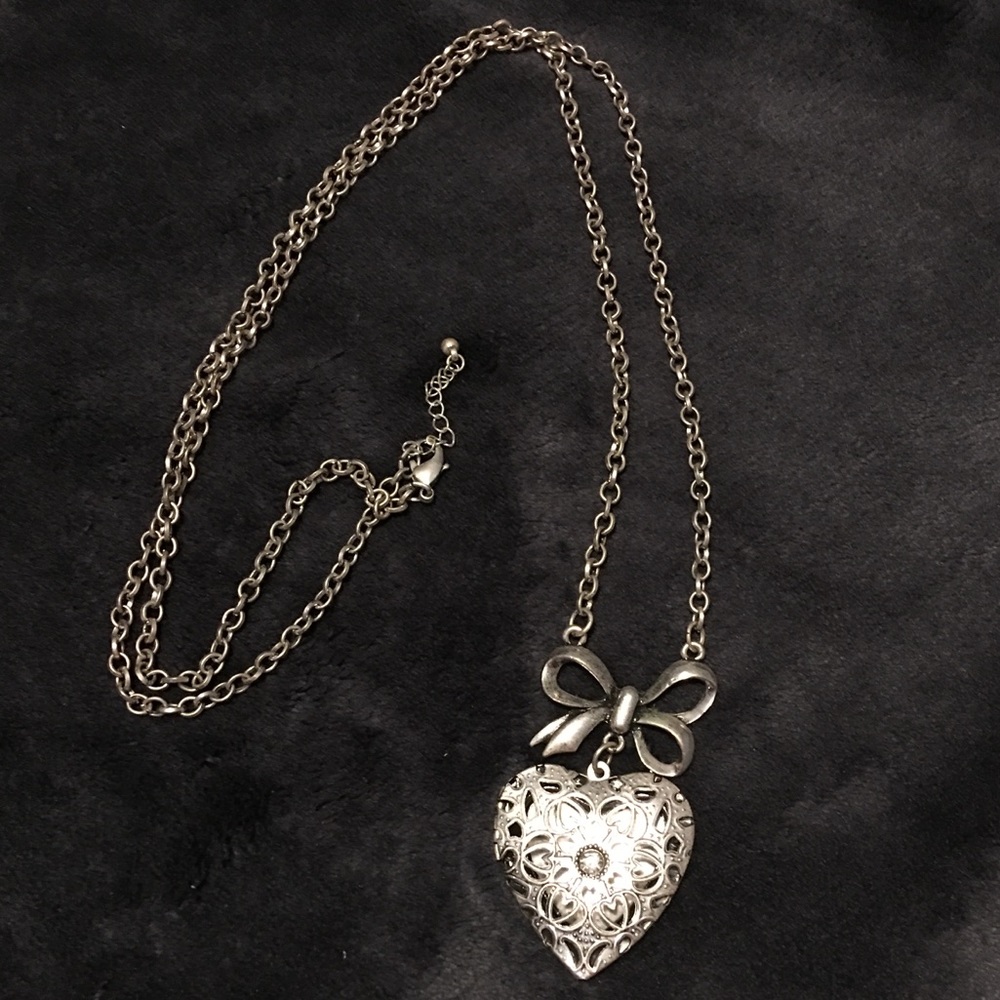 Silver Heart & Bow Necklace